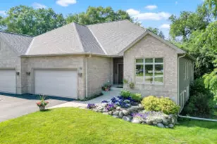 309 Benton Ct, Wales, WI 53183 - Photo 1