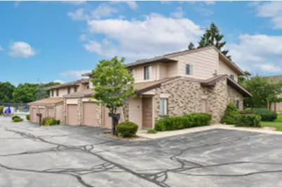 402  Sheffield Rd, Waukesha, WI 53186 - Photo 1