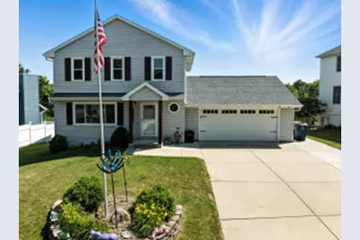 3019 E Diane Dr, Oak Creek, WI 53154 - Photo 1