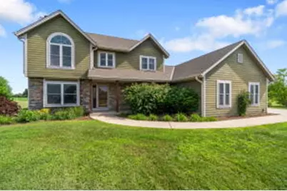 S84W33150  Brown Bear Ln, Mukwonago, WI 53149 - Photo 1