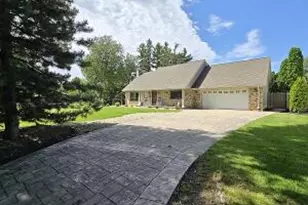 5322 W Van Beck Ave, Milwaukee, WI 53220 - Photo 1