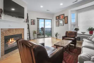 1300 N Prospect Ave, Milwaukee, WI 53202 - Photo 1