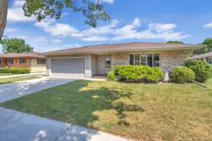 1923 N 28th St, Sheboygan, WI 53081 - Photo 1