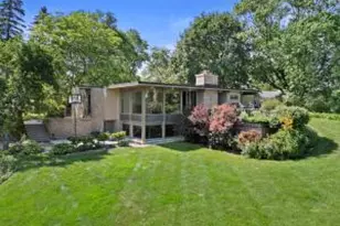 3637 Hennepin Pl, Racine, WI 53402 - Photo 1