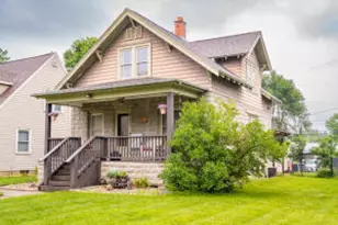 407 1st Ave, Holmen, WI 54636 - Photo 1