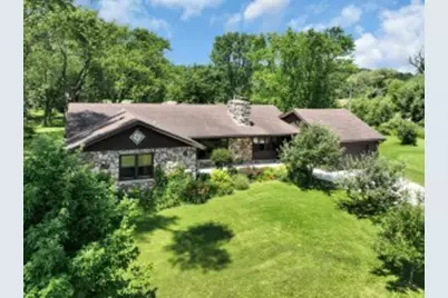 5625 S Martin Rd, New Berlin, WI 53146 - Photo 1