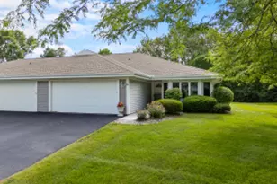 11024 N Mequon Square Dr, Mequon, WI 53092 - Photo 1