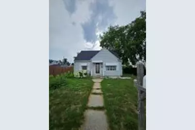 1902  12th Ave, South Milwaukee, WI 53172 - Photo 1