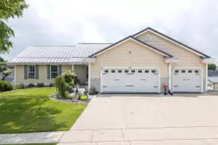 345 Birchwood Ln, Theresa, WI 53091 - Photo 1