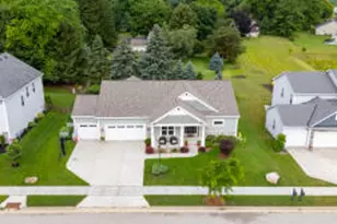 1078 Spruce Ct, Oconomowoc, WI 53066 - Photo 1