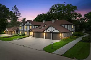 9 Wildwood Ct, Williams Bay, WI 53191 - Photo 1