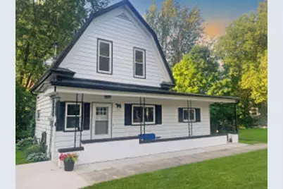 114 W Appleton St, Glenbeulah, WI 53023 - Photo 1