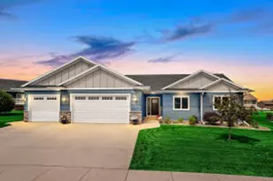 1506 Bridger Dr, Holmen, WI 54636 - Photo 1