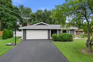 W156N10876 Catskill Ln, Germantown, WI 53022 - Photo 1