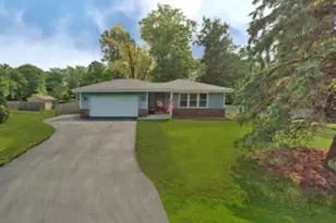 W157N9822 Glenwood Rd, Germantown, WI 53022 - Photo 1