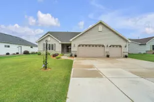 8135 Whitetail Dr, Racine, WI 53406 - Photo 1