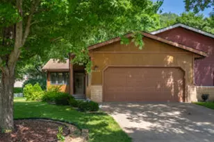 4605 Juniper St, La Crosse, WI 54601 - Photo 1