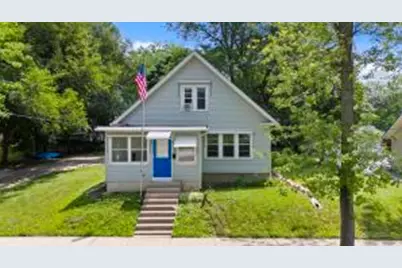 81 S Blain St, Oconomowoc, WI 53066 - Photo 1