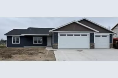247  Southern Dr, Holmen, WI 54636 - Photo 1