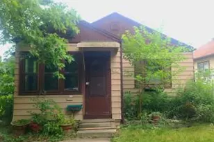 2909 W Fairmount Ave, Milwaukee, WI 53209 - Photo 1