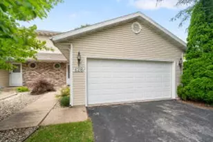 628 N Sandy Ln, Elkhorn, WI 53121 - Photo 1