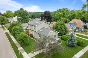 1192 Center St, Lake Geneva, WI 53147 - Photo 1