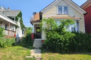 1906 W Lincoln Ave, Milwaukee, WI 53215 - Photo 1