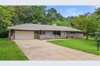 N51W14664  Lancaster Ave, Menomonee Falls, WI 53051 - Photo 1