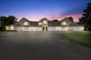 9155 W Elm Ct, Franklin, WI 53132 - Photo 1