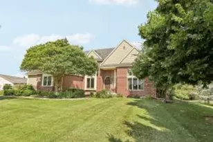 535 Maurice Dr, Racine, WI 53182 - Photo 1