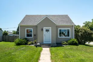 1333 Marion Ave, South Milwaukee, WI 53172 - Photo 1