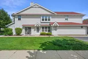 6030 S Crosswinds Dr, Cudahy, WI 53110 - Photo 1