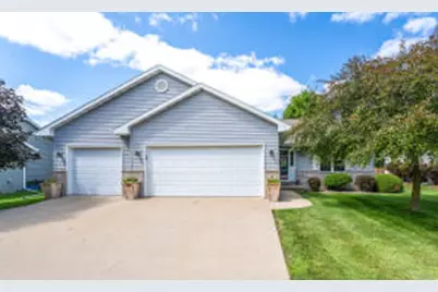 17  Hunters Ct, Fond du Lac, WI 54937 - Photo 1