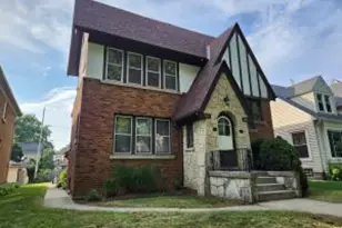 2809 N Sholes Ave, Milwaukee, WI 53210 - Photo 1