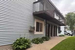 1035 Green Bay St, La Crosse, WI 54601 - Photo 1