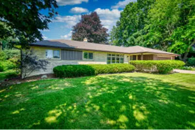 557  Granville Rd, Cedarburg, WI 53012 - Photo 1