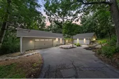 823  Knollwood Ct, Waukesha, WI 53188 - Photo 1