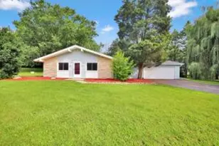 W276S8945 Hidden Lakes Dr, Vernon, WI 53149 - Photo 1