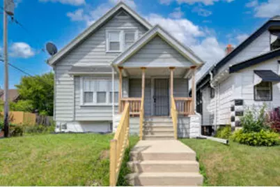 3721 N 10th St, Milwaukee, WI 53206 - Photo 1