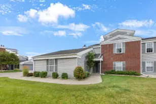 N17W26860 E Fieldhack Dr, Pewaukee, WI 53072 - Photo 1