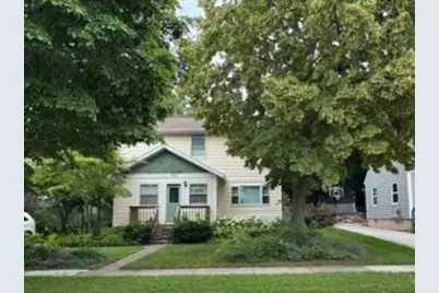 816  Pennsylvania St, Sturgeon Bay, WI 54235 - Photo 1