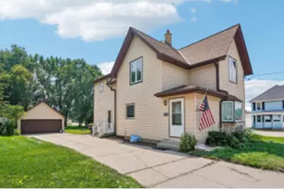 N116W16389  Main St, Germantown, WI 53022 - Photo 1