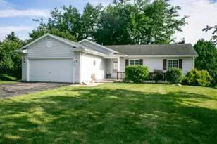 805 Devils Ln, Walworth, WI 53184 - Photo 1