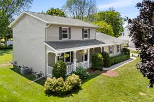 3409 Barkwood Ln, Manitowoc, WI 54220 - Photo 1