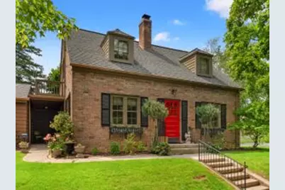 954 N 5th St, Manitowoc, WI 54220 - Photo 1