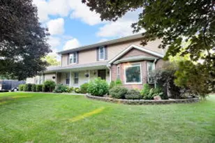 9989 11th Ave, Pleasant Prairie, WI 53158 - Photo 1