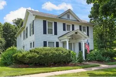 323  Warren St, Lake Geneva, WI 53147 - Photo 1