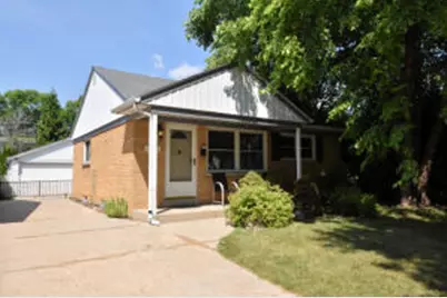 4075 S Troy Ave, Saint Francis, WI 53235 - Photo 1