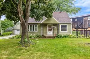2477 S 99th St, West Allis, WI 53227 - Photo 1