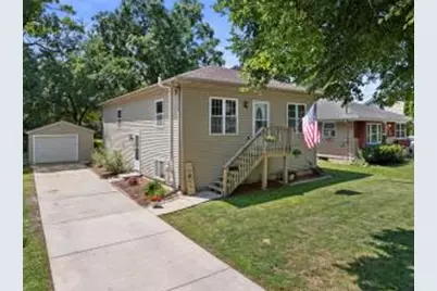 2125  Oaklawn Ave, Waukesha, WI 53188 - Photo 1